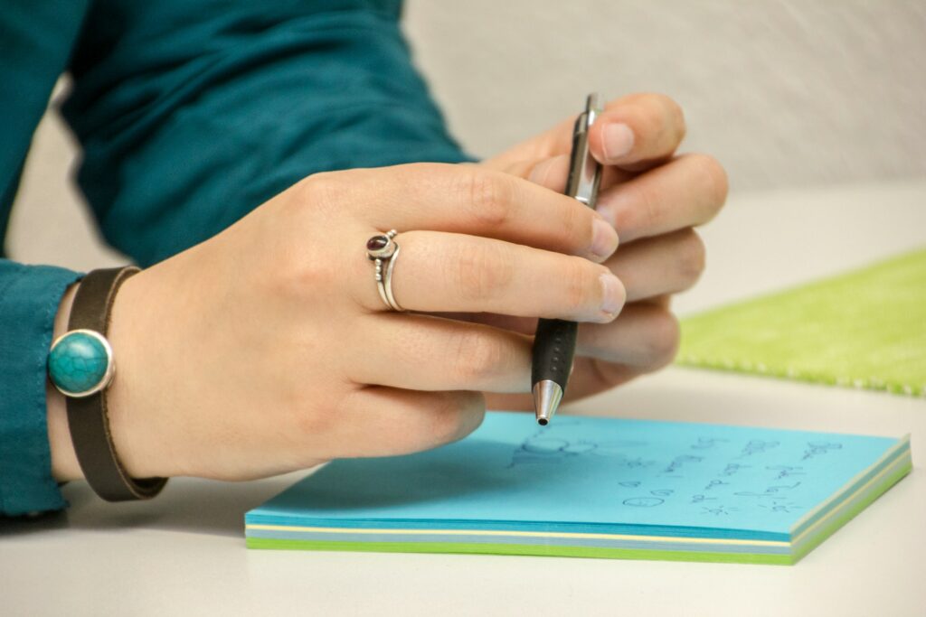 When to See a Therapist For Eating Disorders